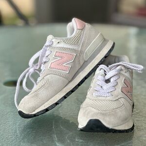 Little Girl New Balance Tennis Shoes